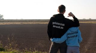 Am Ende der Welt, hier tief im Osten. Der Webmaster mit seiner Tochter.  ;)